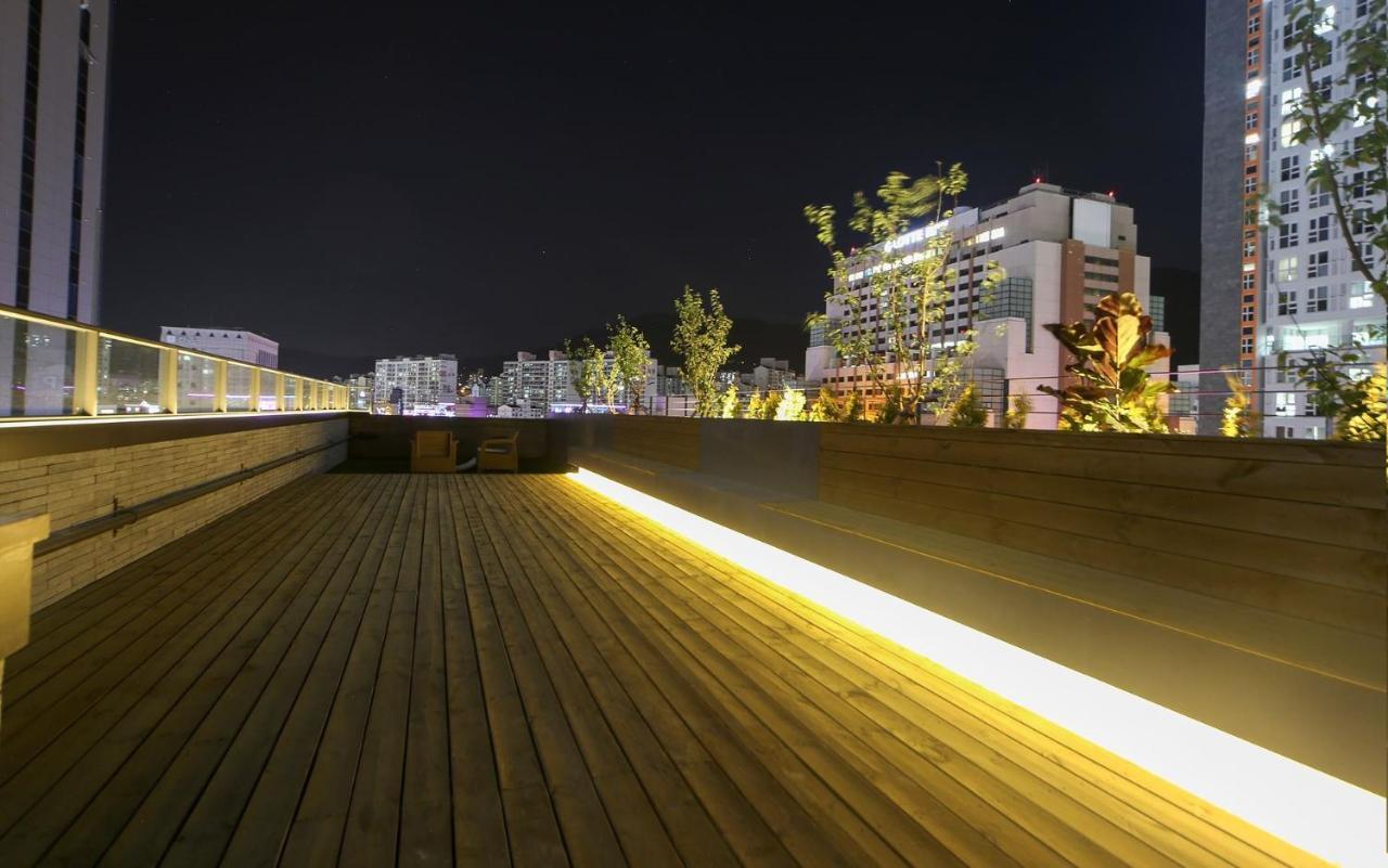 Hotel Lazy Heaven Changwon Bagian luar foto