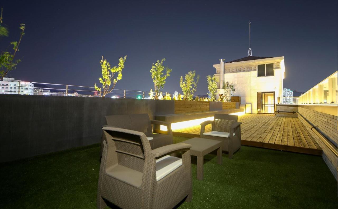 Hotel Lazy Heaven Changwon Bagian luar foto