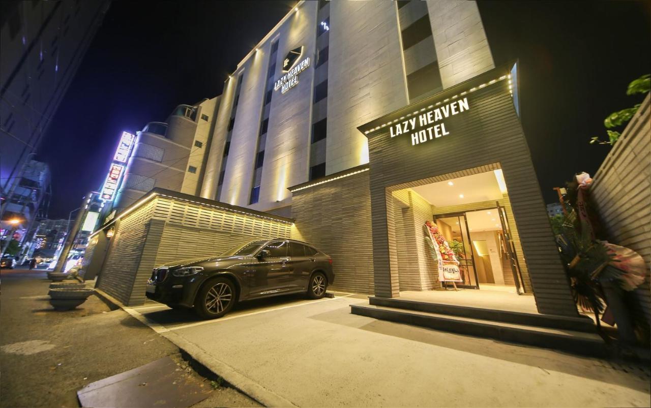 Hotel Lazy Heaven Changwon Bagian luar foto