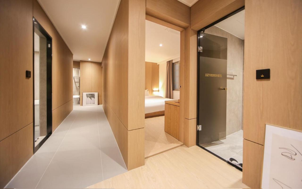 Hotel Lazy Heaven Changwon Bagian luar foto